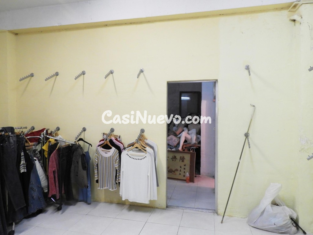 Local comercial en calle Pedro Viruela 154m2 - foto 6