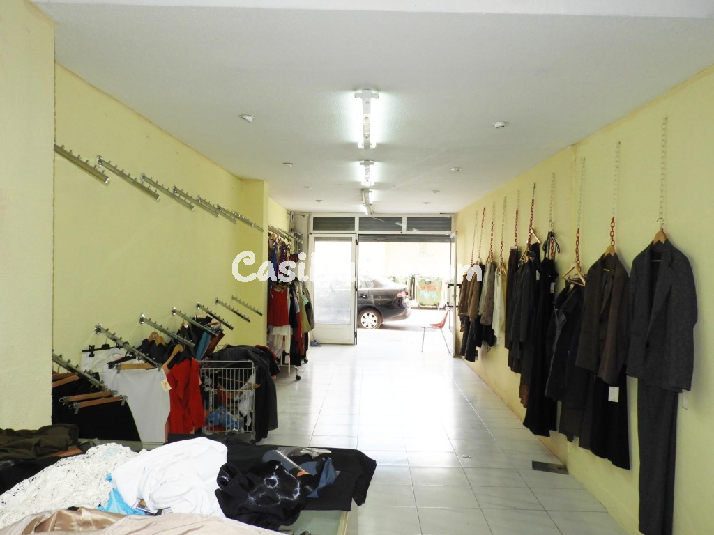 Local comercial en calle Pedro Viruela 154m2 - foto 12