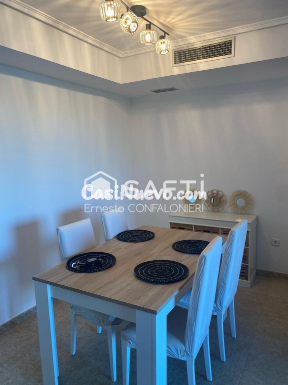 Hermoso piso esquinero con vistas al mar y con licencia turí - foto 11