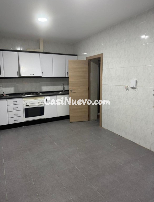 Casa cerca de badajoz. La Albuera. Sin comisión de agencia. - foto 7