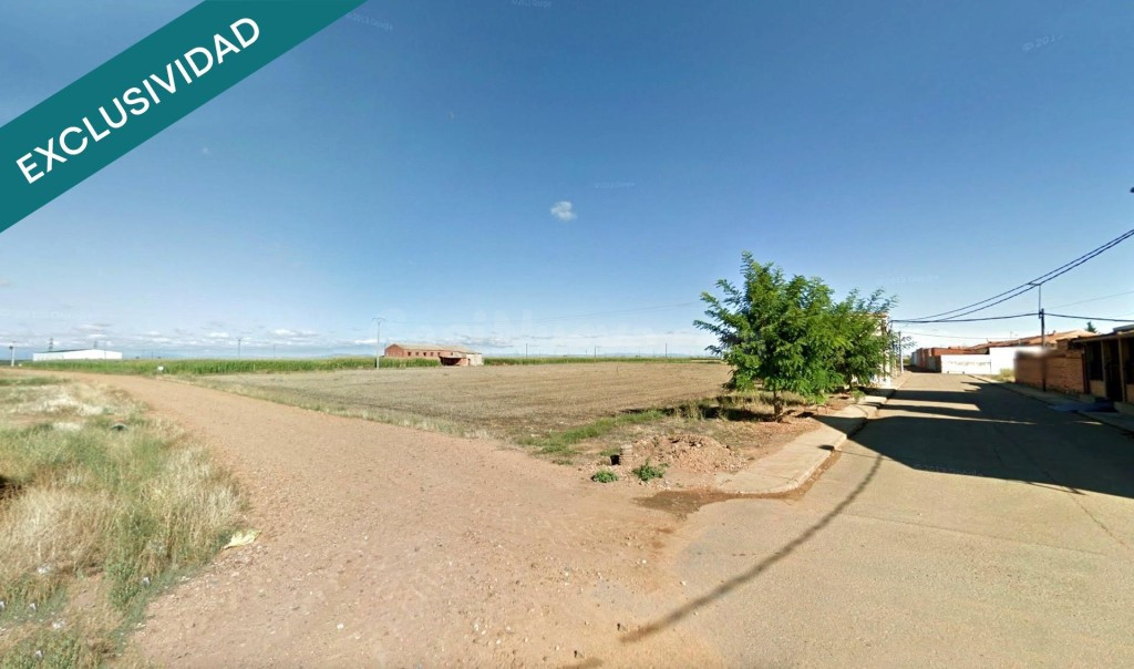 Gran Finca Rústica de 16.609 m² en Pobladura de Pelayo García (La Bañeza, León) junto a zona urbana, ideal para Cultivos, Ganadería o Proyecto de Placas Solares. - foto 3