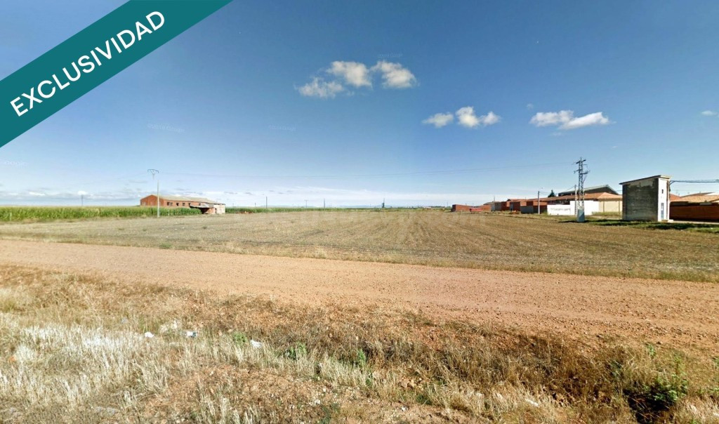 Gran Finca Rústica de 16.609 m² en Pobladura de Pelayo García (La Bañeza, León) junto a zona urbana, ideal para Cultivos, Ganadería o Proyecto de Placas Solares. - foto 5