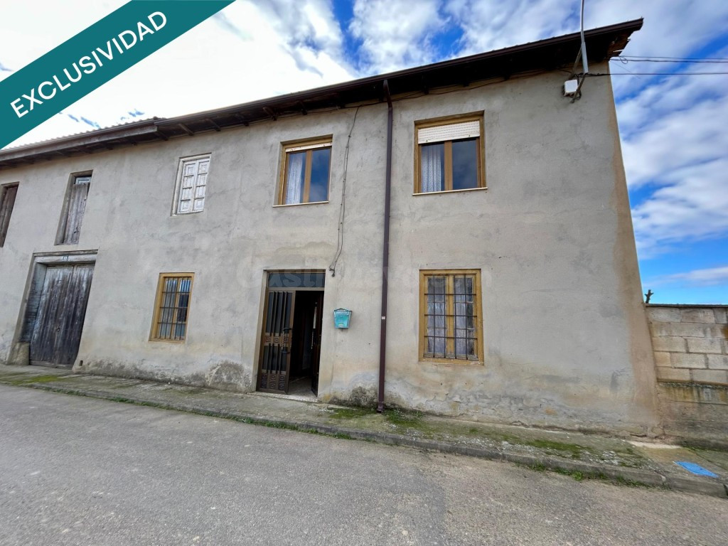 Casa de pueblo en venta en Carral de la Vega - foto 5