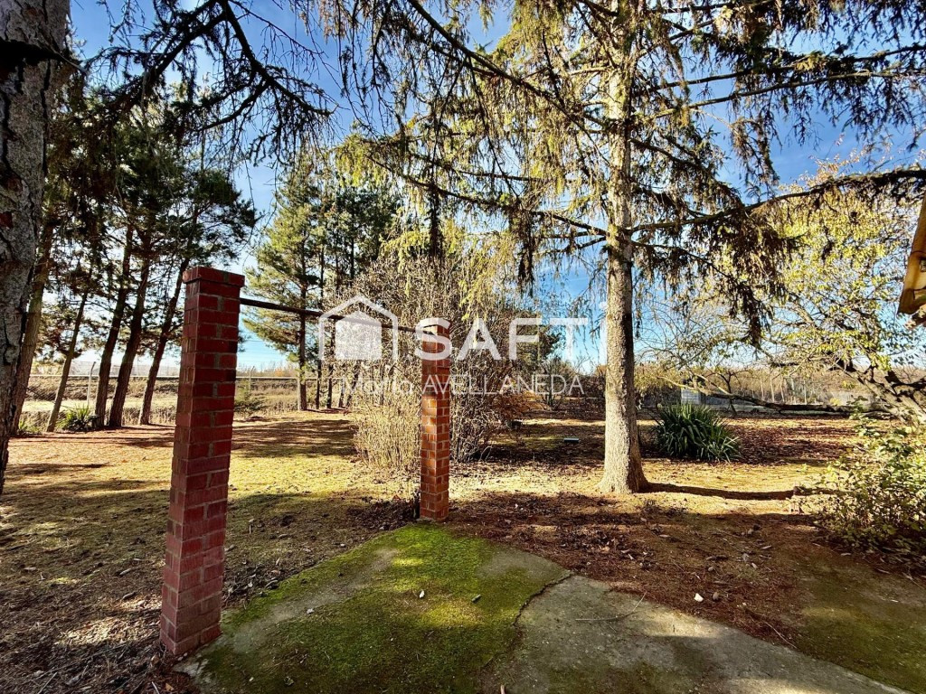 FINCA DE RECREO JUNTO A LAS PISCINAS DE VALENCIA DE DON JUAN. - foto 4