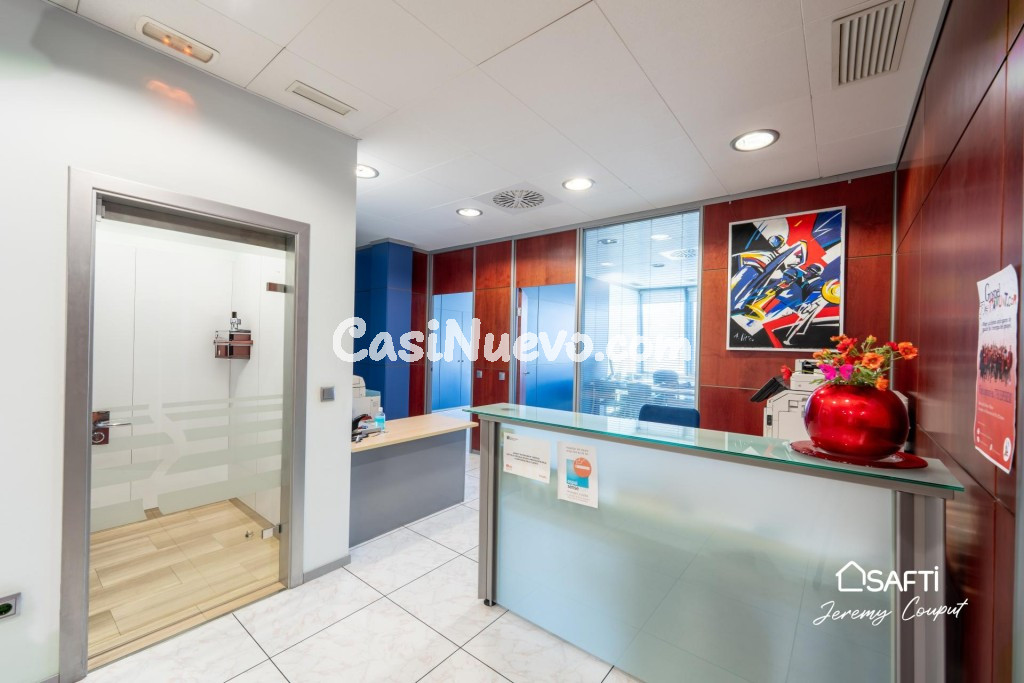 Oficinas de 235 m² con terraza y parking en Empuriabrava - foto 10