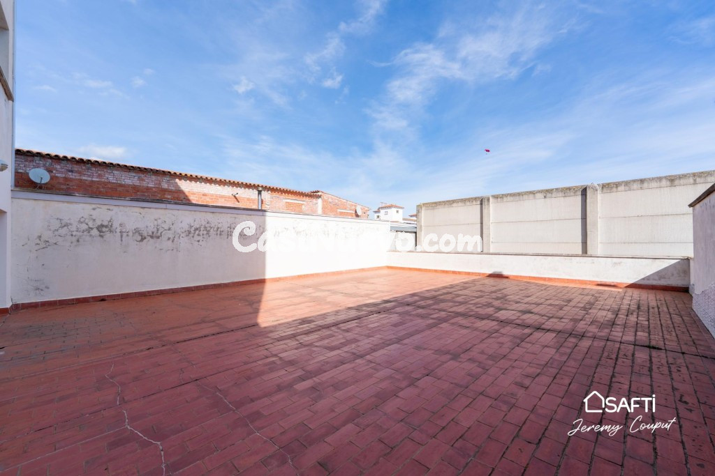 Oficinas de 235 m² con terraza y parking en Empuriabrava - foto 26