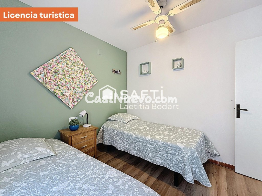 Ático reformado con licencia turística, terrazas, solárium y - foto 22