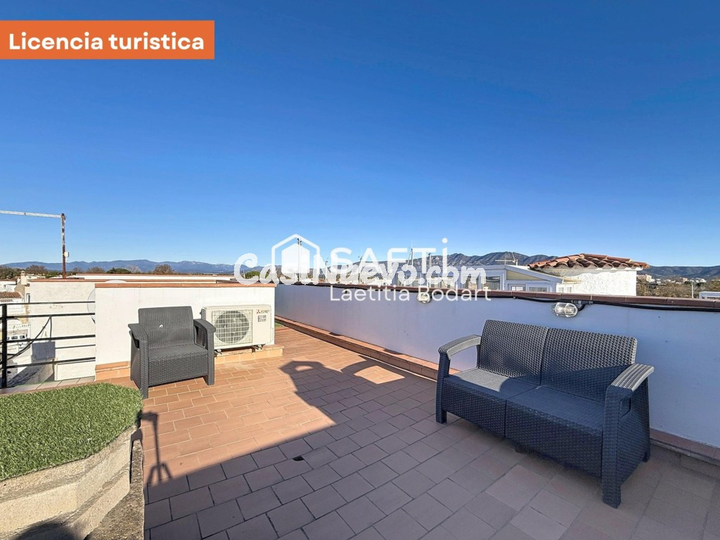 Ático reformado con licencia turística, terrazas, solárium y - foto 29