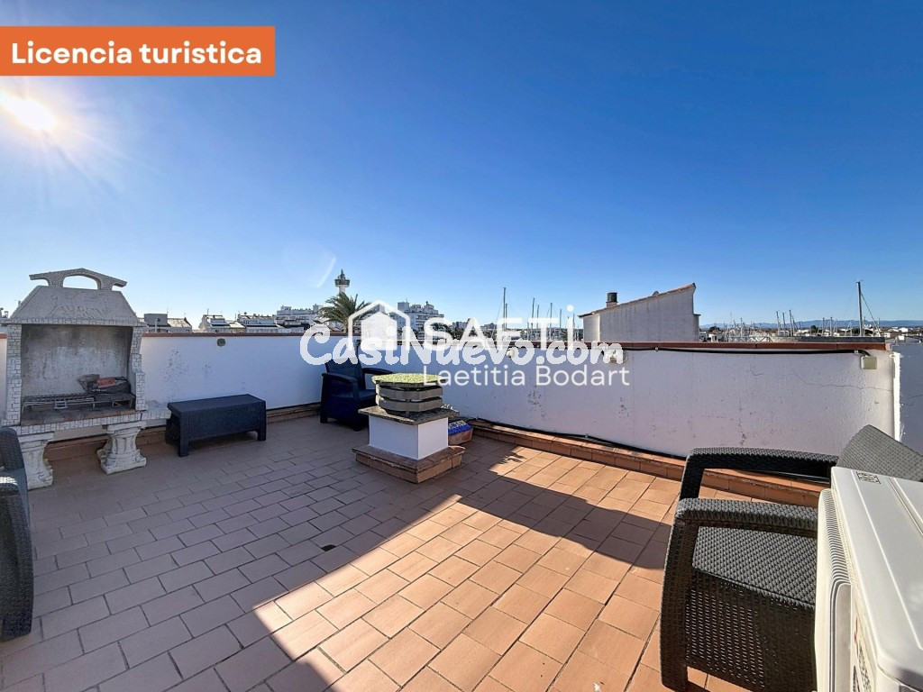 Ático reformado con licencia turística, terrazas, solárium y - foto 30