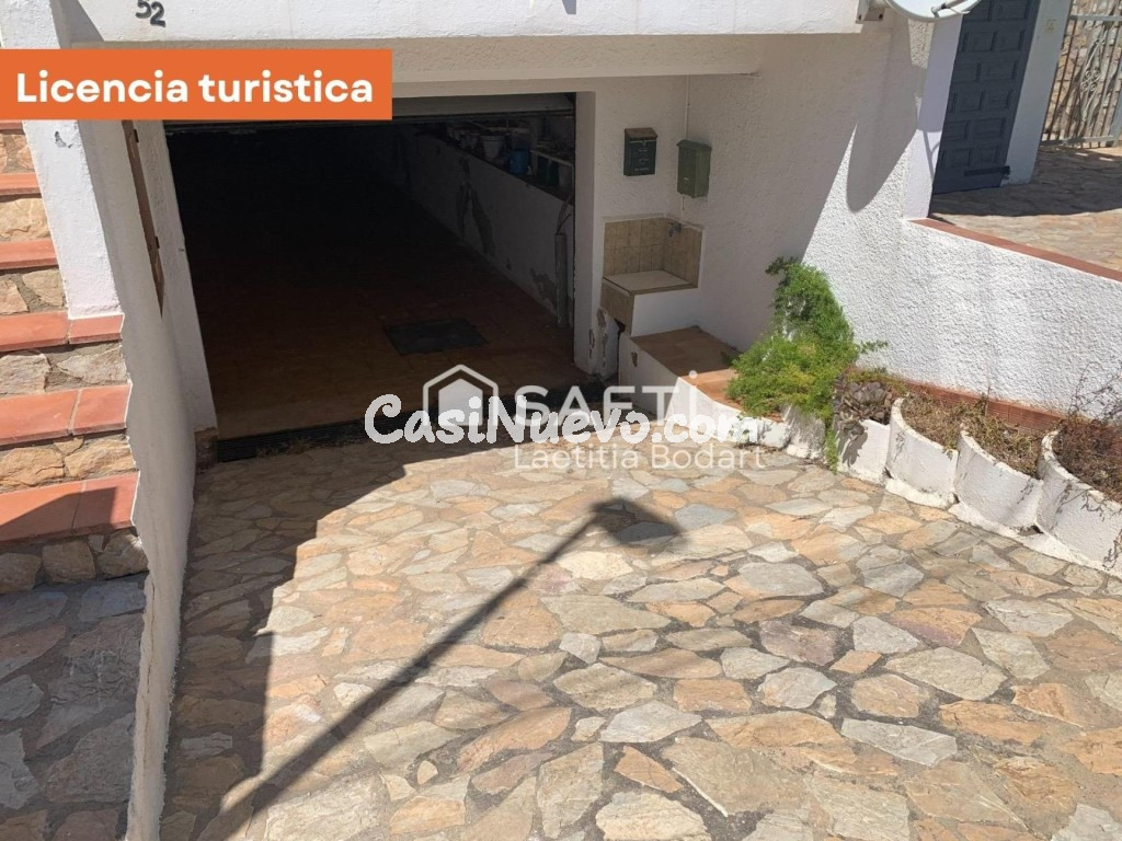 Ático reformado con licencia turística, terrazas, solárium y - foto 33