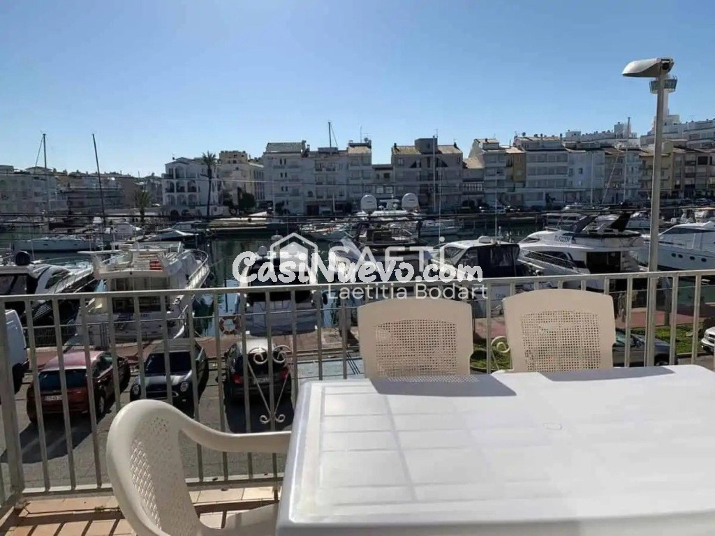 Amplio apartamento renovado de 2 dormitorios con terrazas y  - foto 3