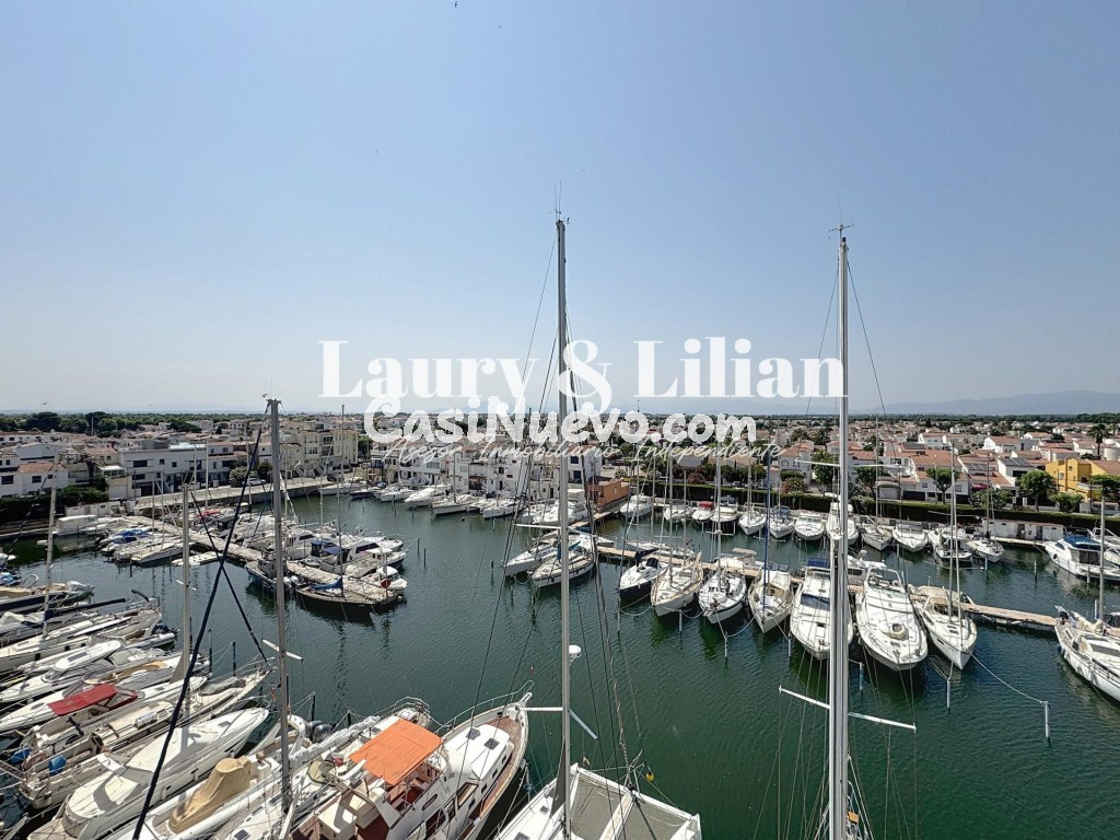 Apartamento reformado con vistas a los canales de Empuriabra - foto 12