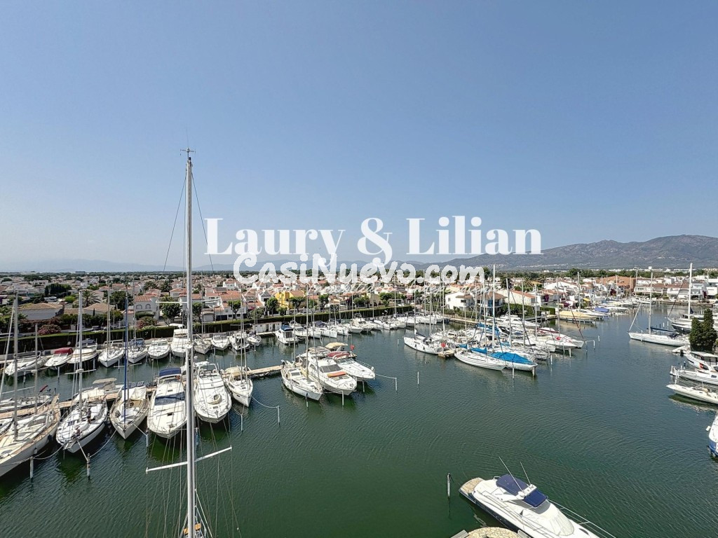 Apartamento reformado con vistas a los canales de Empuriabra - foto 13