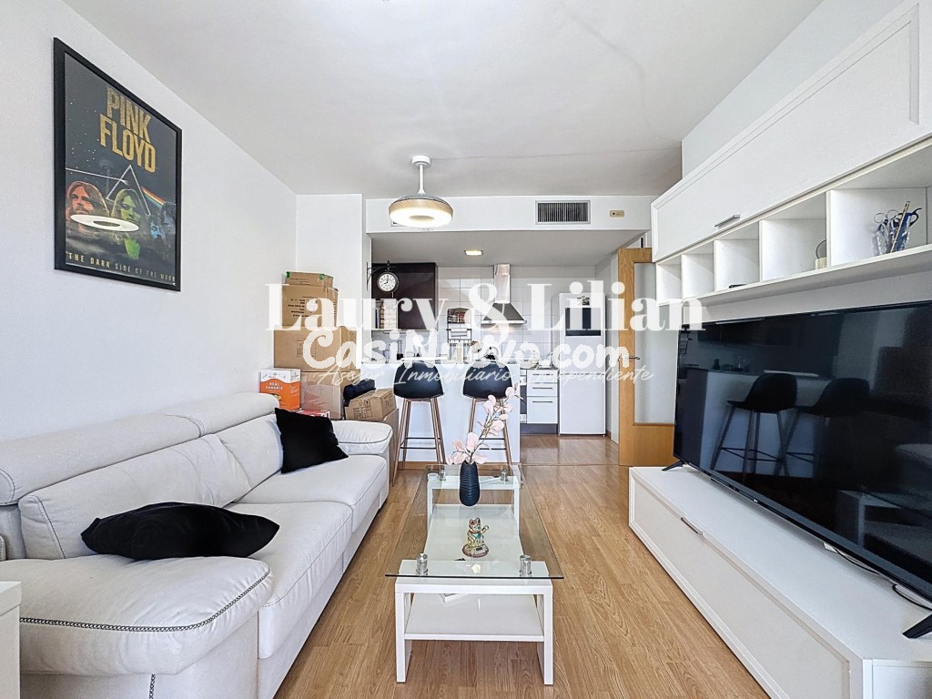 OPORTUNIDAD ÚNICA – Apartamento con parking, piscina y ascen - foto 4