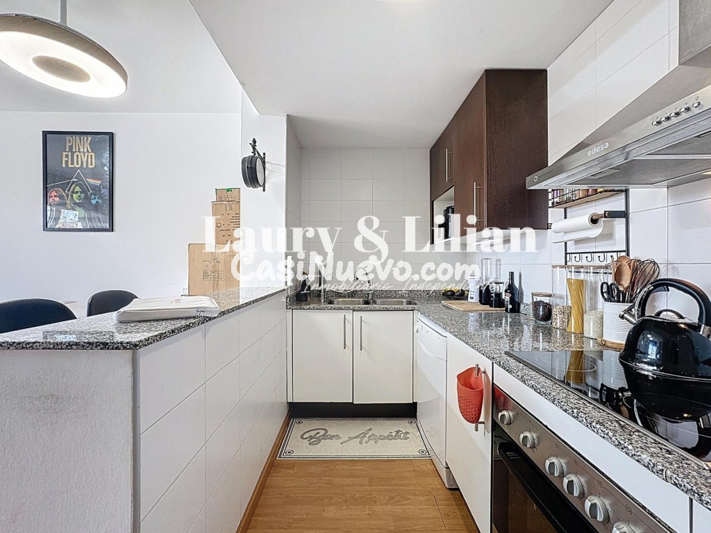 OPORTUNIDAD ÚNICA – Apartamento con parking, piscina y ascen - foto 6