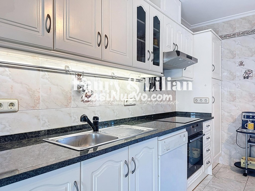 Oportunidad. Casa de dos pisos en el Montgrí. - foto 9