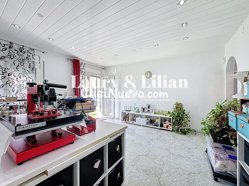 Oportunidad. Casa de dos pisos en el Montgrí. - foto 20