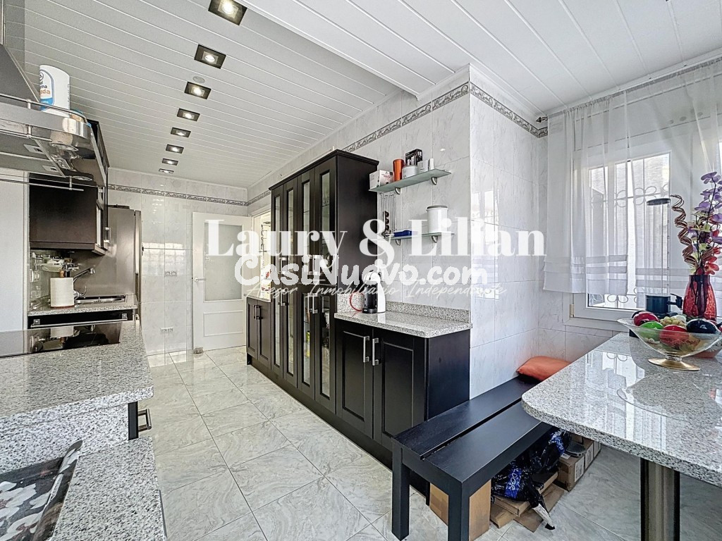 Oportunidad. Casa de dos pisos en el Montgrí. - foto 23