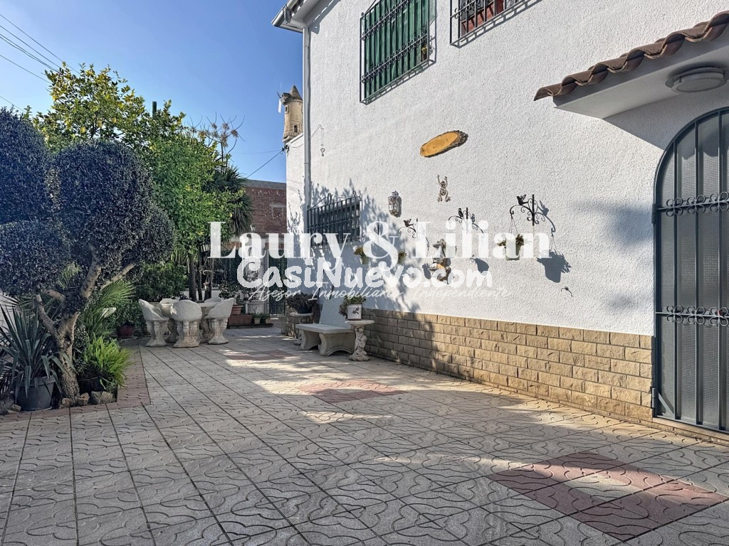 Oportunidad. Casa de dos pisos en el Montgrí. - foto 39