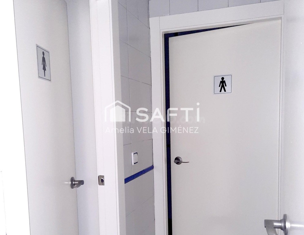 Inmejorable local para tu negocio en Puerto de Sagunto. - foto 5