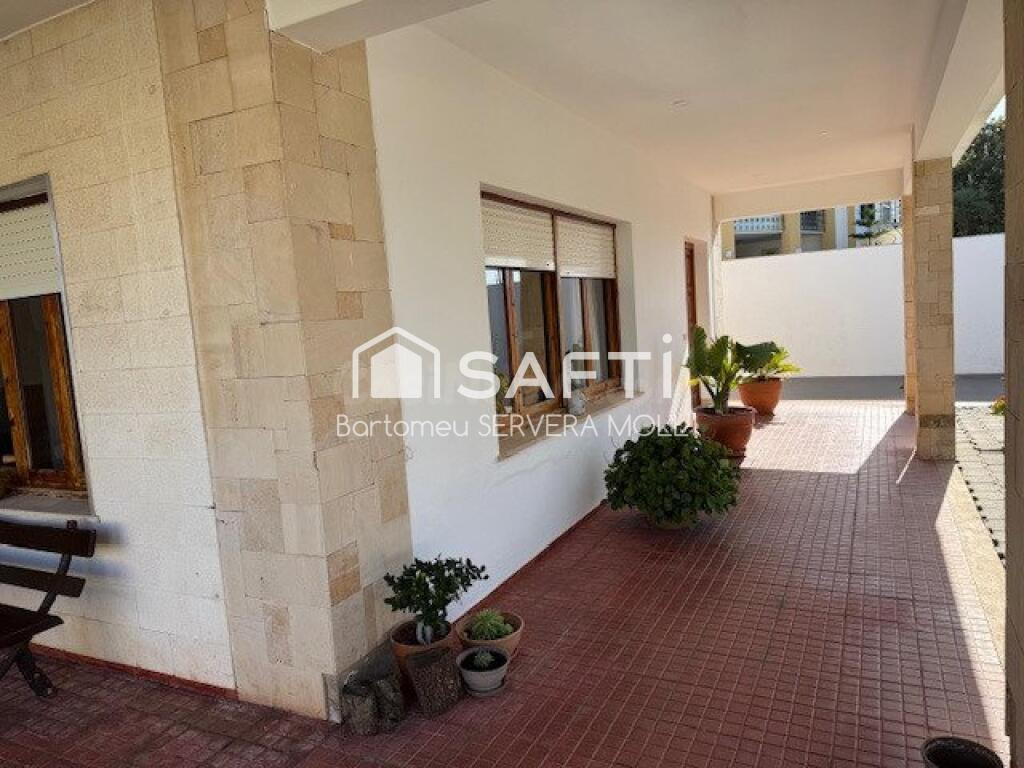 CHALET EXCLUSIVO CON JARDÍN Y TERRAZA CUBIERTA EN CIUTADELLA - foto 3