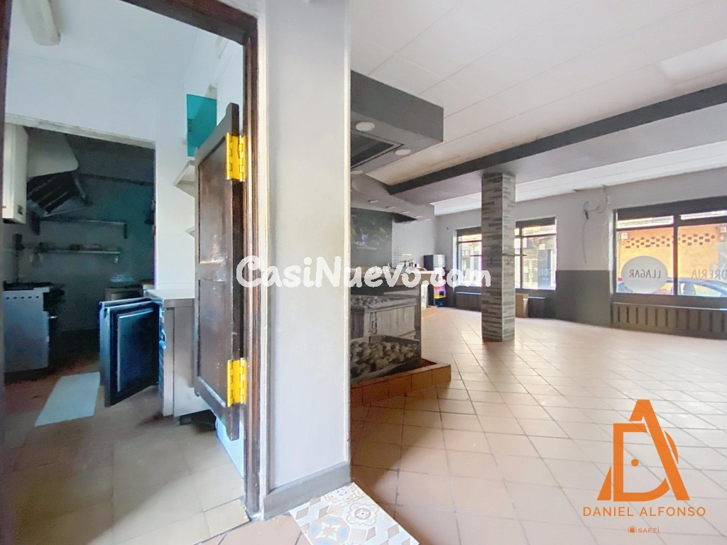 Gran local con terraza y múltiples posibilidades - foto 5