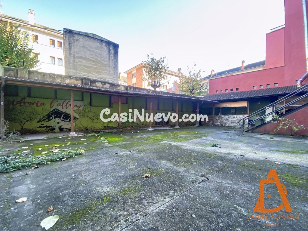 Gran local con terraza y múltiples posibilidades - foto 22