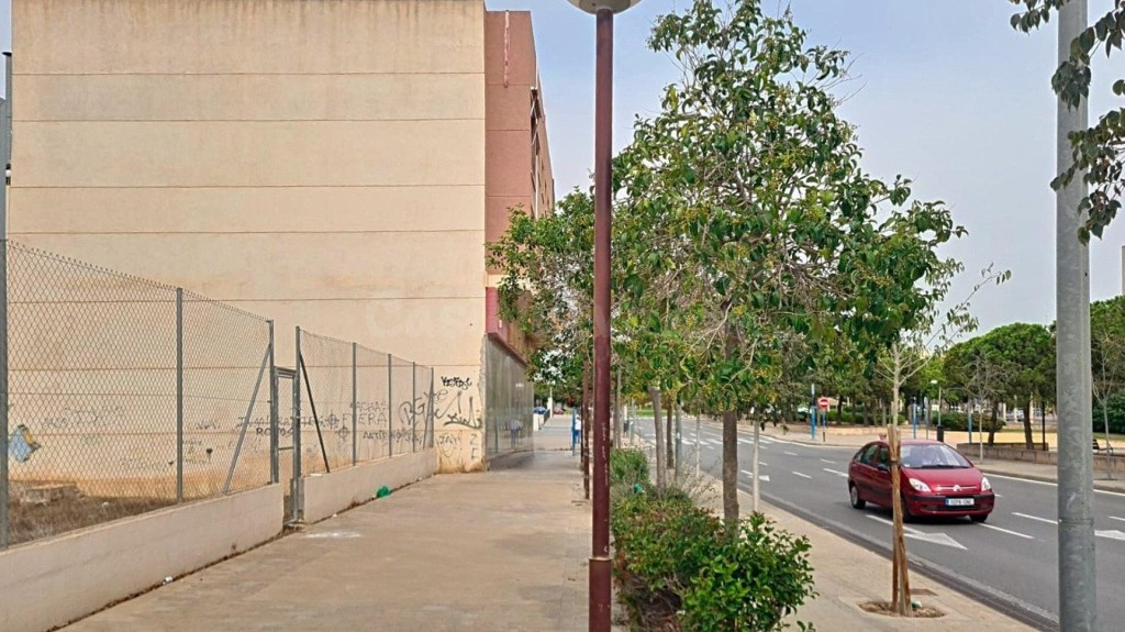 OPORTUNIDAD DE INVERSION, EN ALICANTE CIUDAD - foto 2