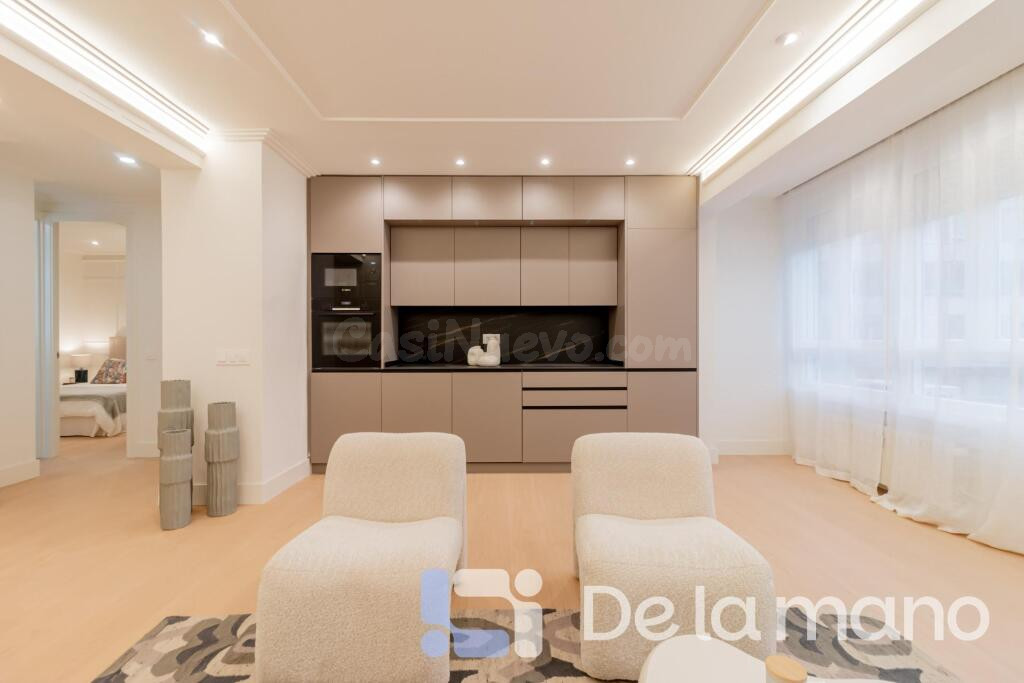 ELEGANTE PISO EN EL MEJOR BARRIO DE MADRID. - foto 3