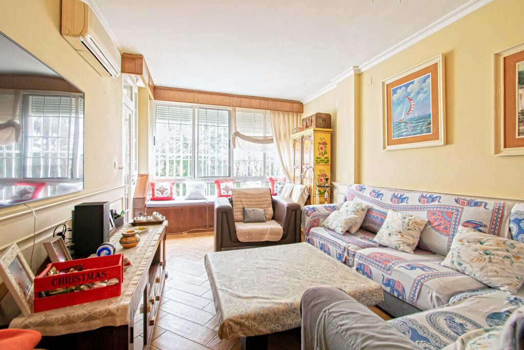 Preciosa vivienda REFORMADA en c/ Ópera Carmen con garaje y 