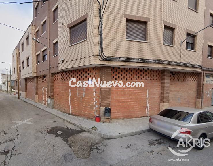 LOCAL COMERCIAL EN OCAÑA 221 M2