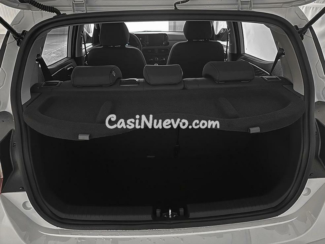 Hyundai i10 1.0 MPI 63CV Essence Connect - foto 17