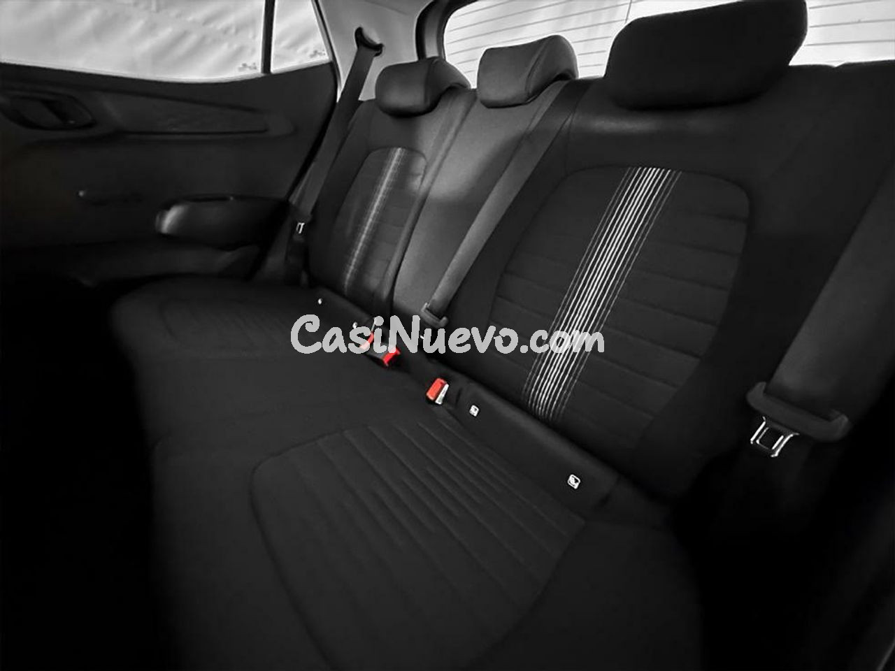 Hyundai i10 1.0 MPI 66CV Essence - foto 13