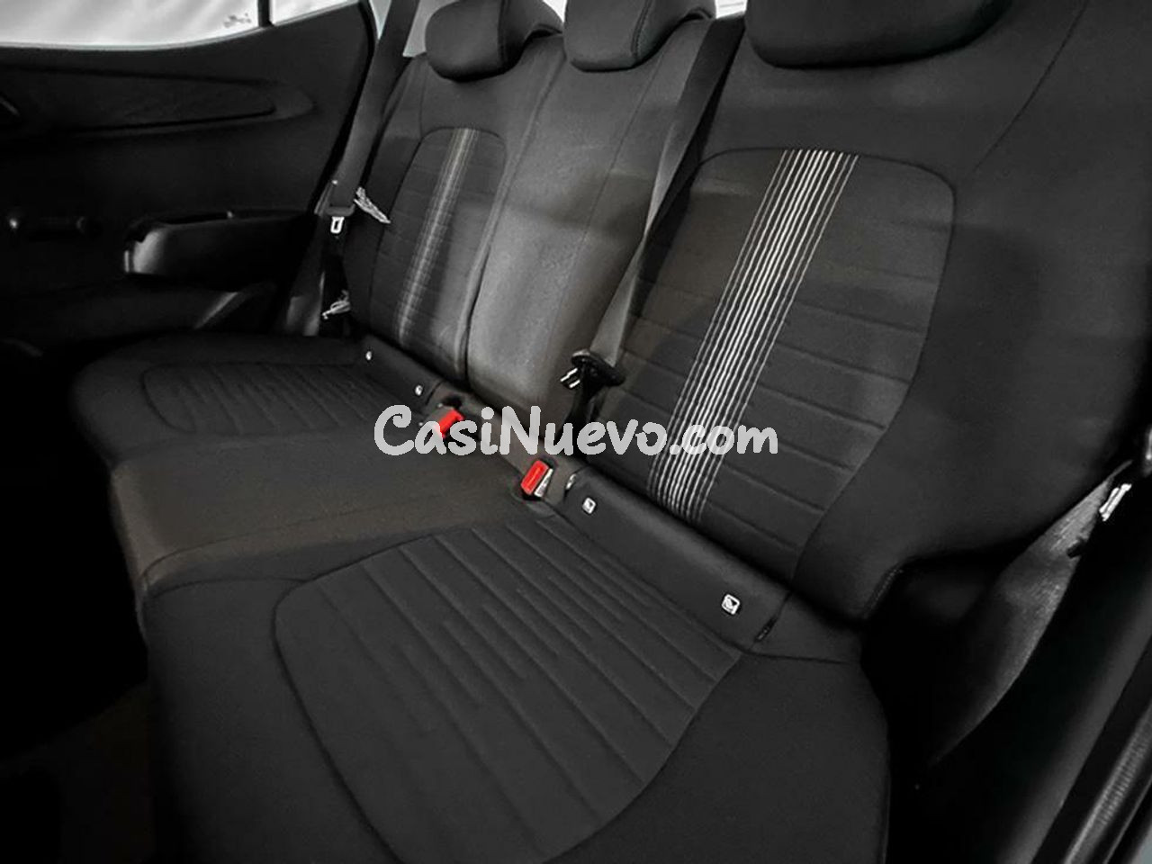 Hyundai i10 1.0 MPI 66CV Essence - foto 14