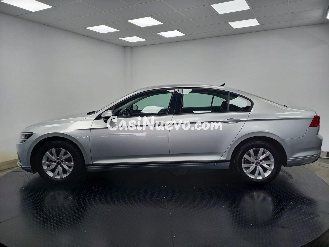 Volkswagen Passat Business 2.0 TDI 110kW (150CV) - foto 3