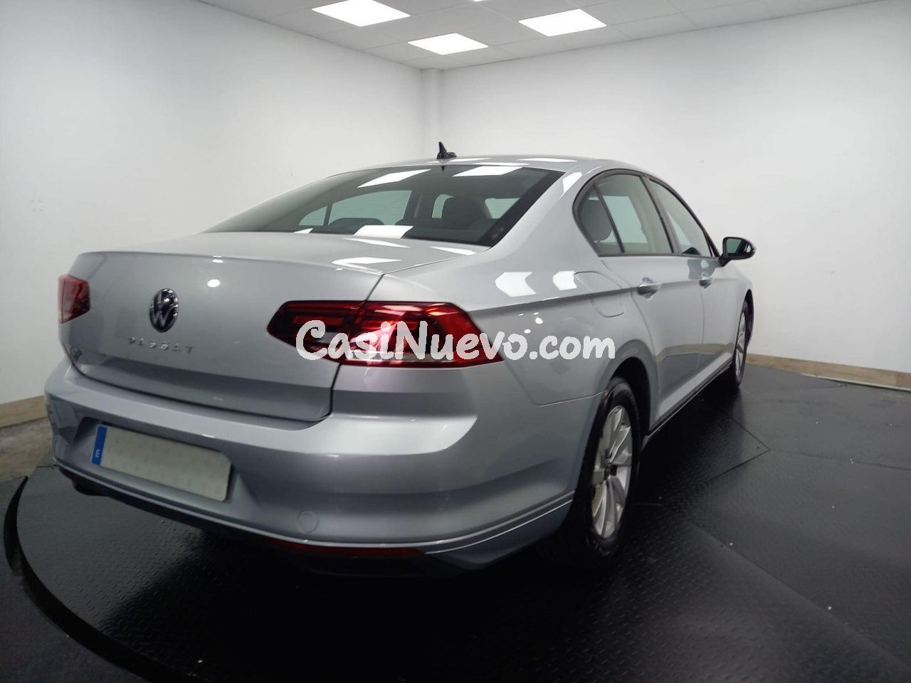 Volkswagen Passat Business 2.0 TDI 110kW (150CV) - foto 4