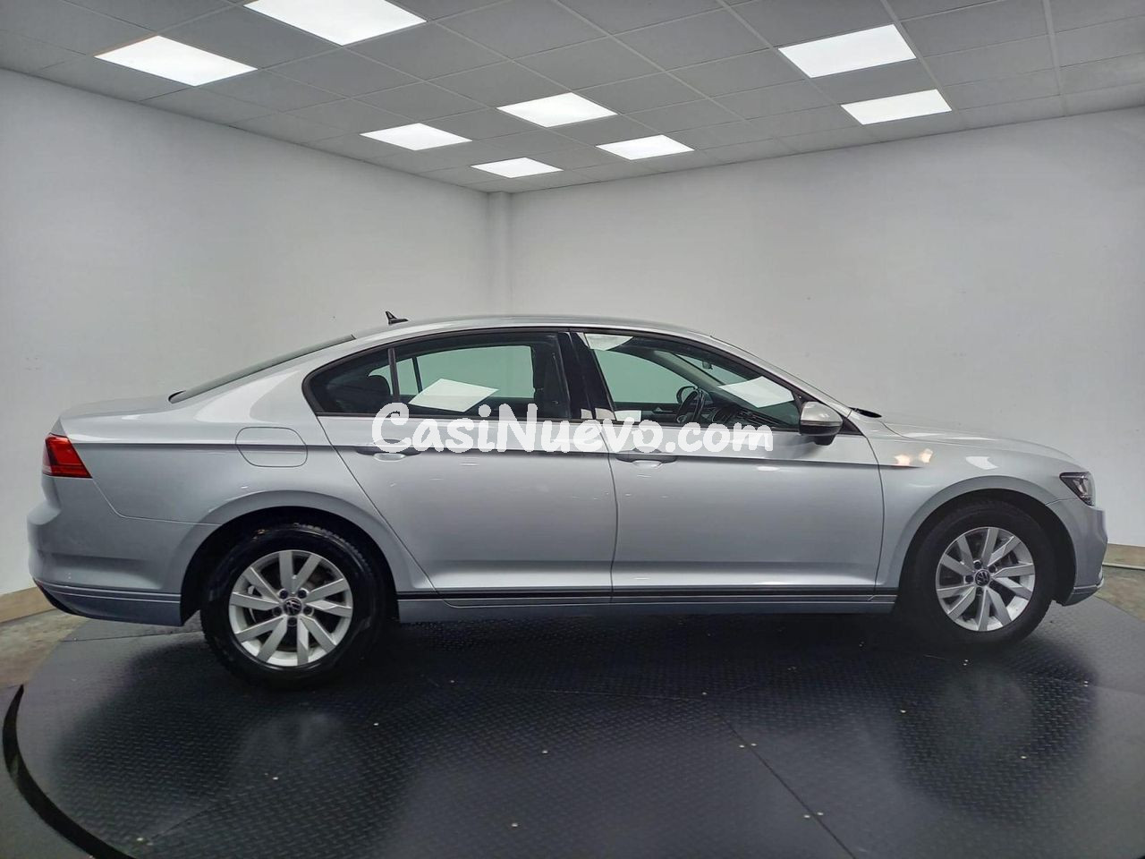 Volkswagen Passat Business 2.0 TDI 110kW (150CV) - foto 7