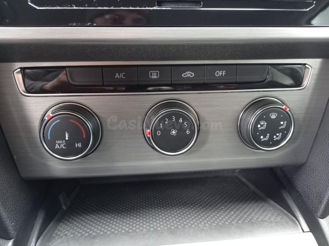 VOLKSWAGEN PASSAT SEDÁN 2.0 TDI 110KW (150CV) - foto 18