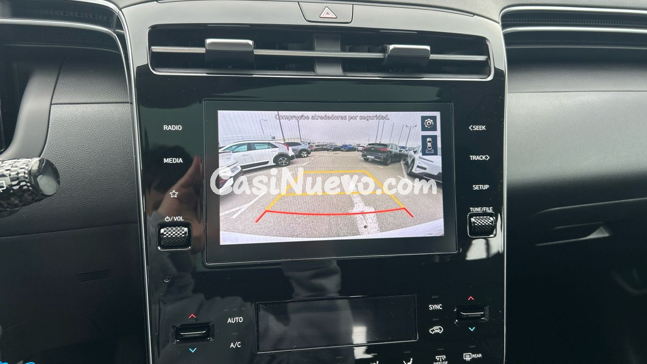 Hyundai Tucson 1.6 TGDI 169KW HEV MAXX SKY AUTO 230 5P - foto 25