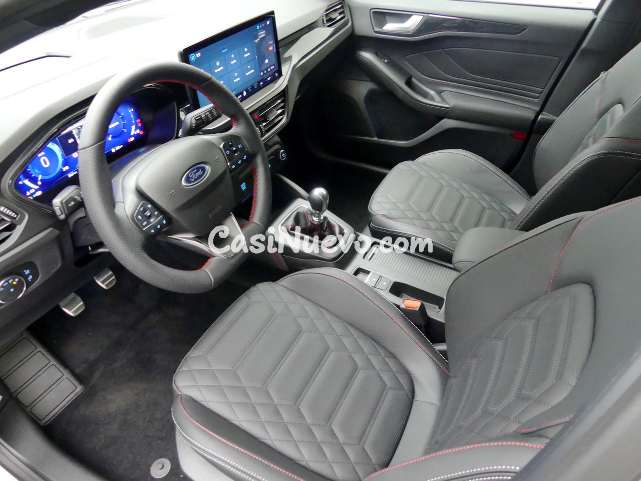 Ford Focus 1.0 ECOBOOST MHEV 92KW ST-LINE X 125 5P - foto 15