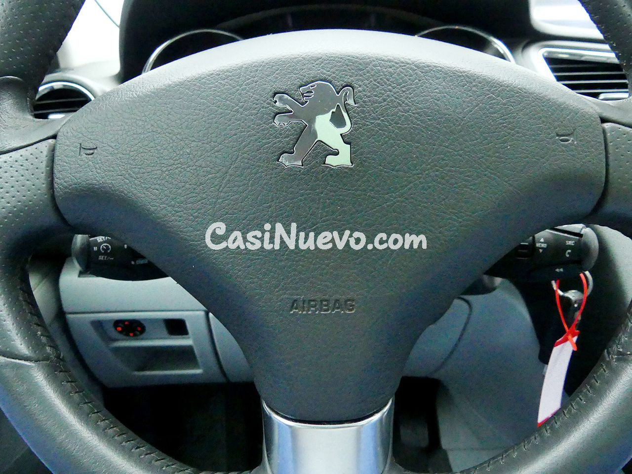 Peugeot 5008 1.6 HDI FAP CONFORT 112CV - foto 17