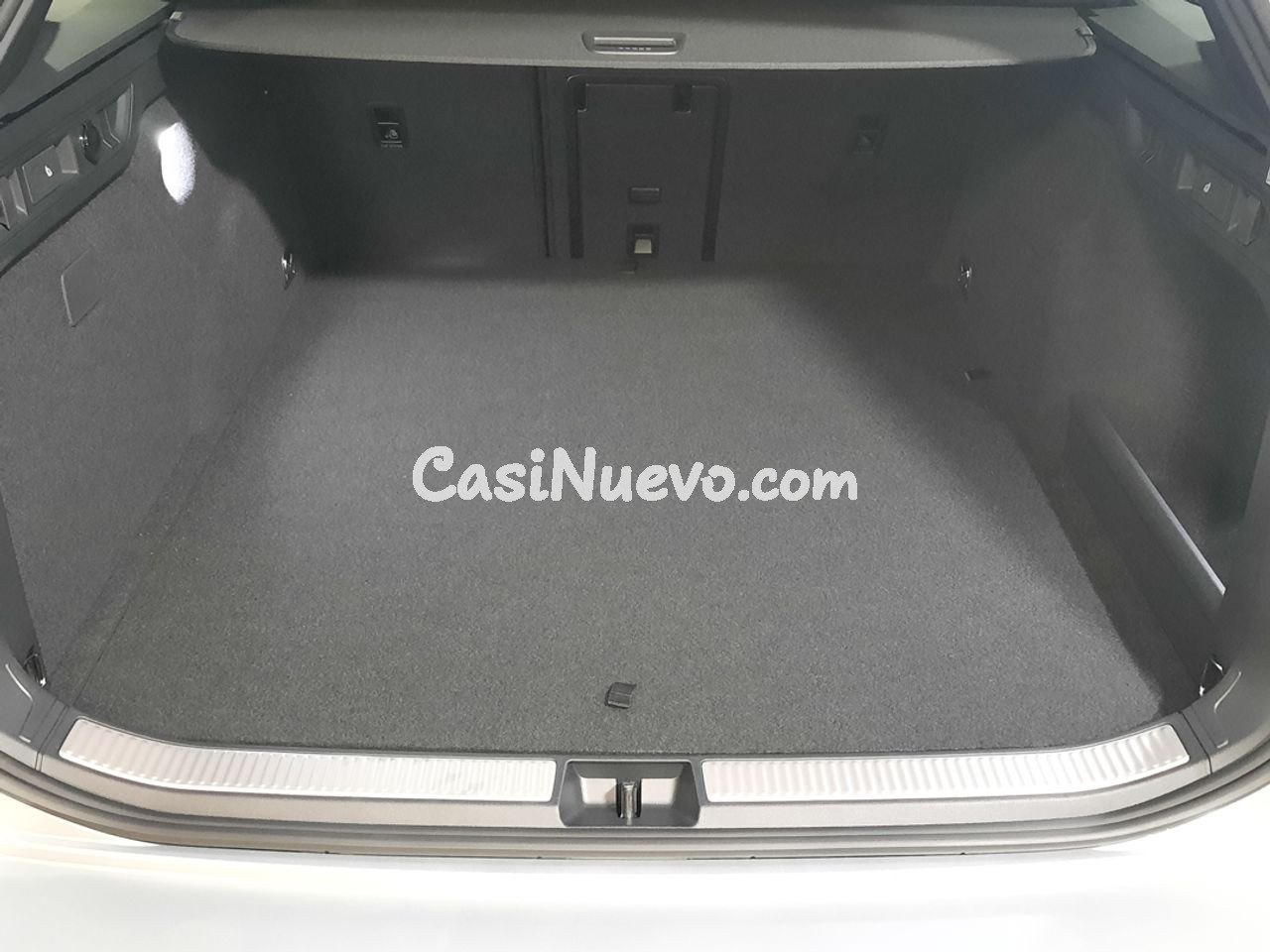 Volkswagen Passat Passat R-Line 1.5 TSI eHybrid 130 kW (177  - foto 7