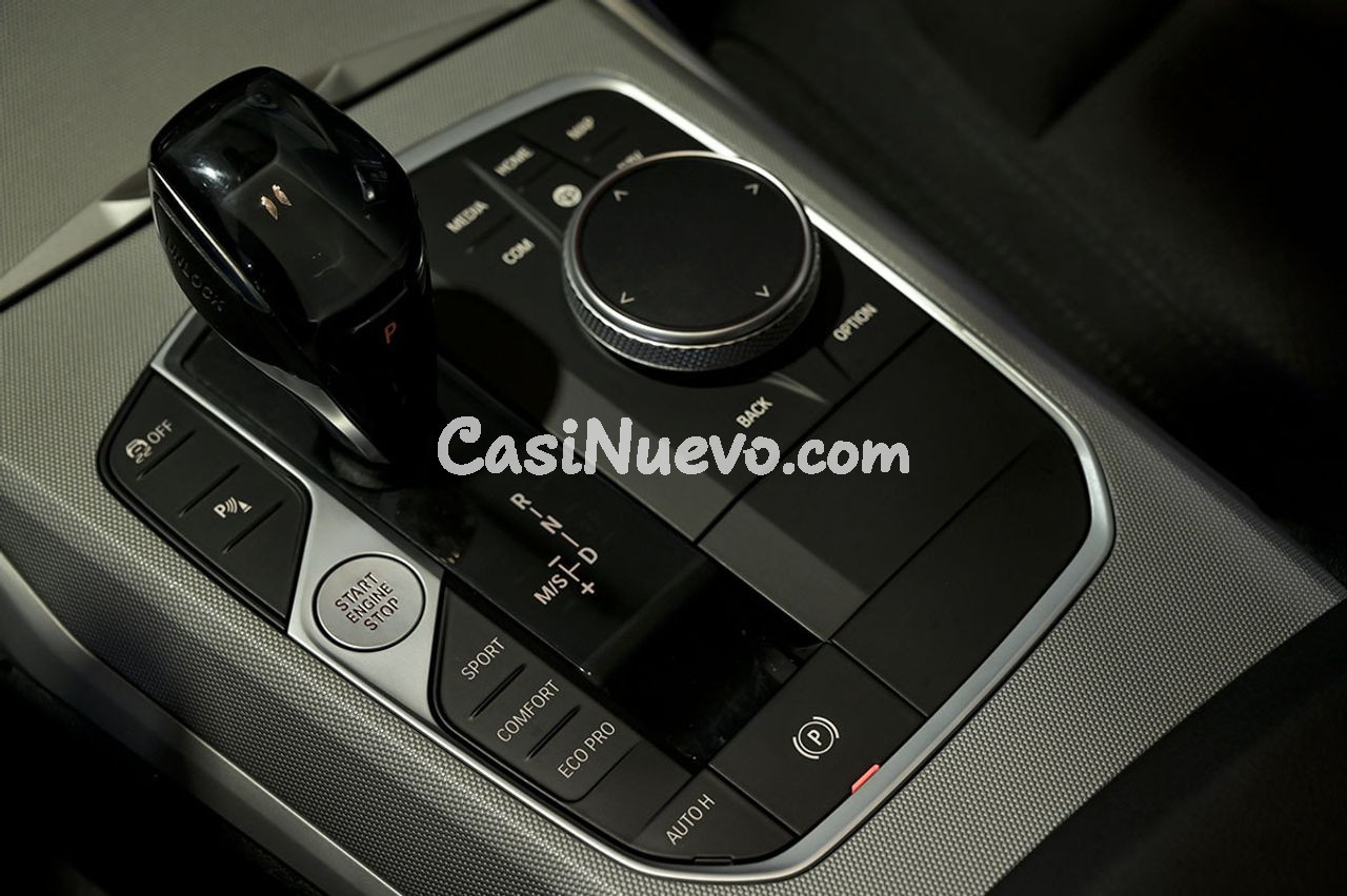 BMW Serie 3 320d Auto. - foto 29