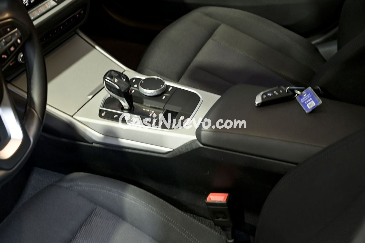 BMW Serie 3 320d Auto. - foto 33