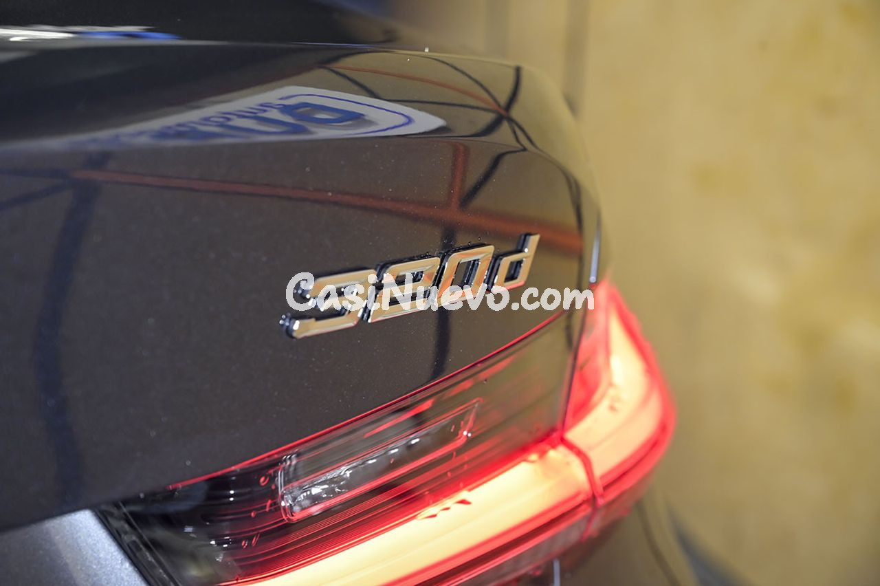 BMW Serie 3 320d Auto. - foto 19