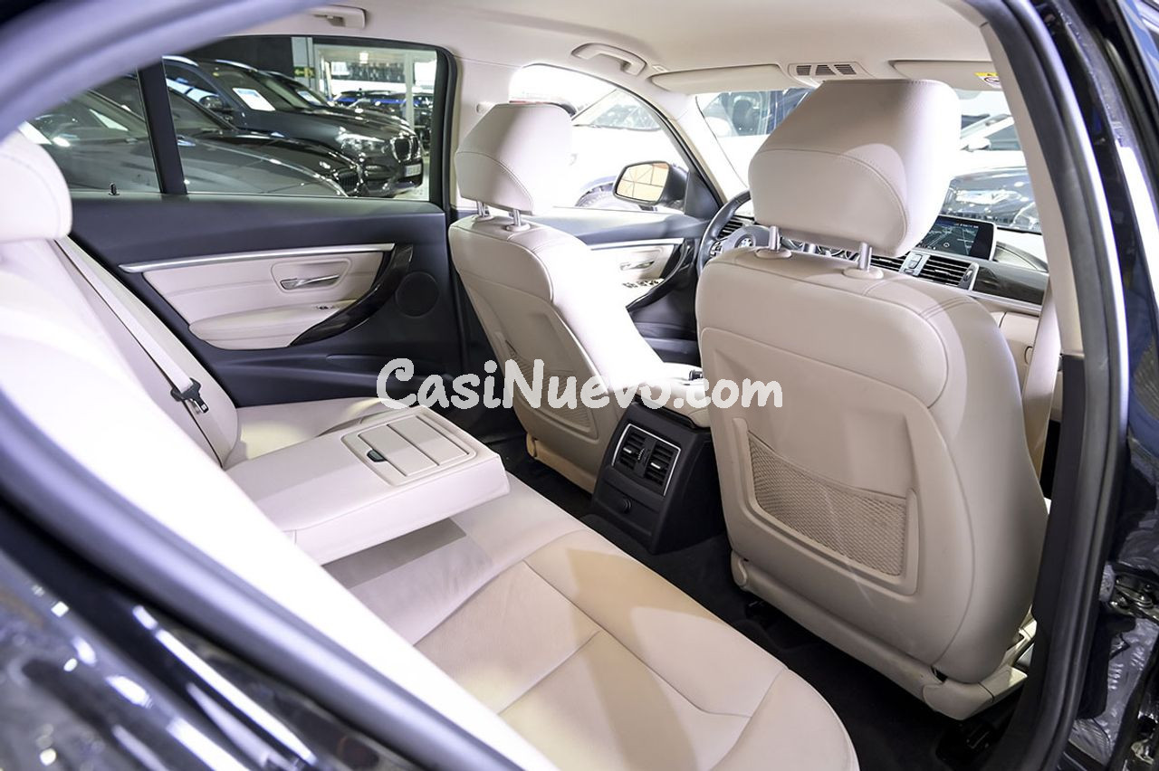 BMW Serie 3 330e - foto 16