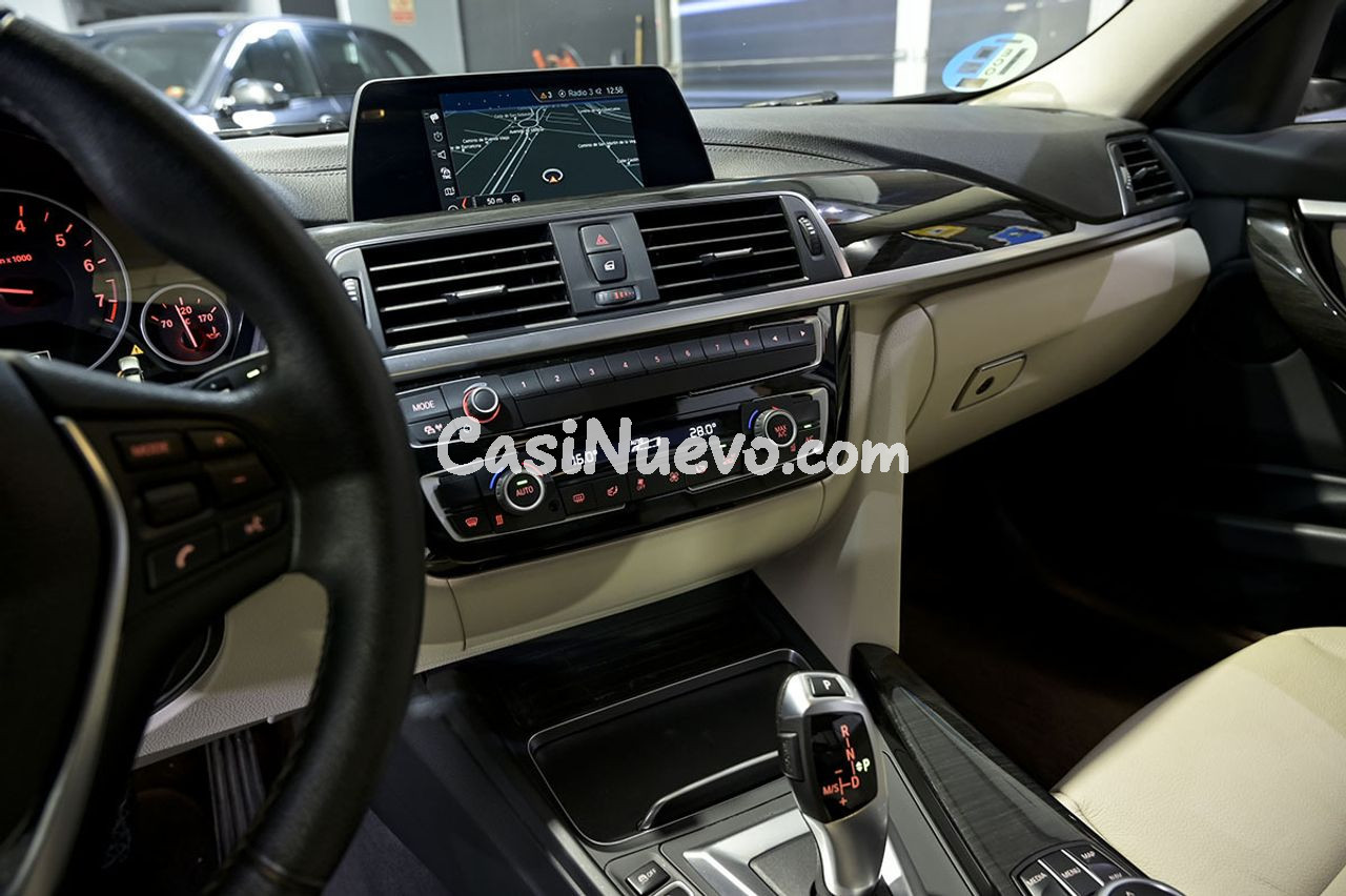 BMW Serie 3 330e - foto 28