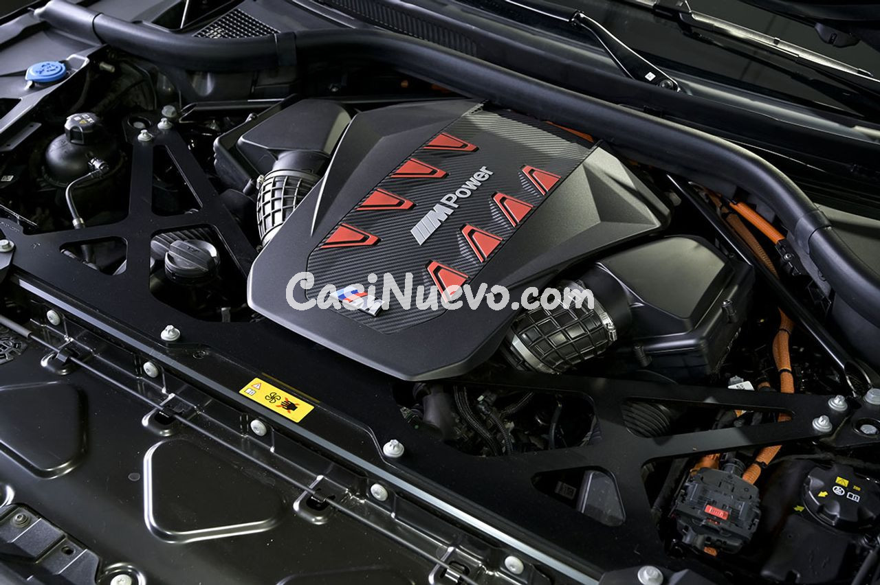 BMW XM 550 kW 748 CV Label Red - foto 11