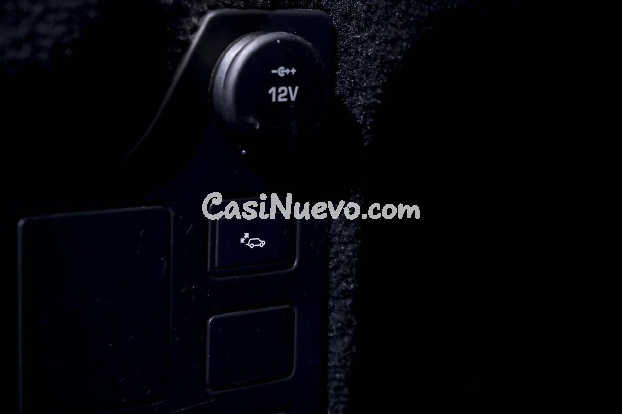 Land-Rover Discovery 2.0 I4 TD4 132kW 180CV HSE Auto - foto 58