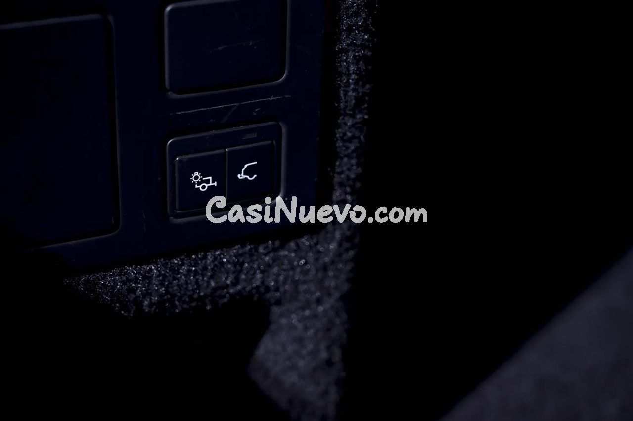 Land-Rover Discovery 2.0 I4 TD4 132kW 180CV HSE Auto - foto 59